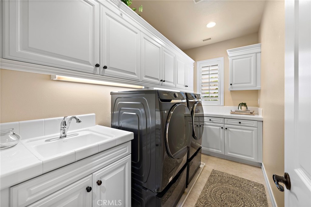 MLS #OC25123792 image #31