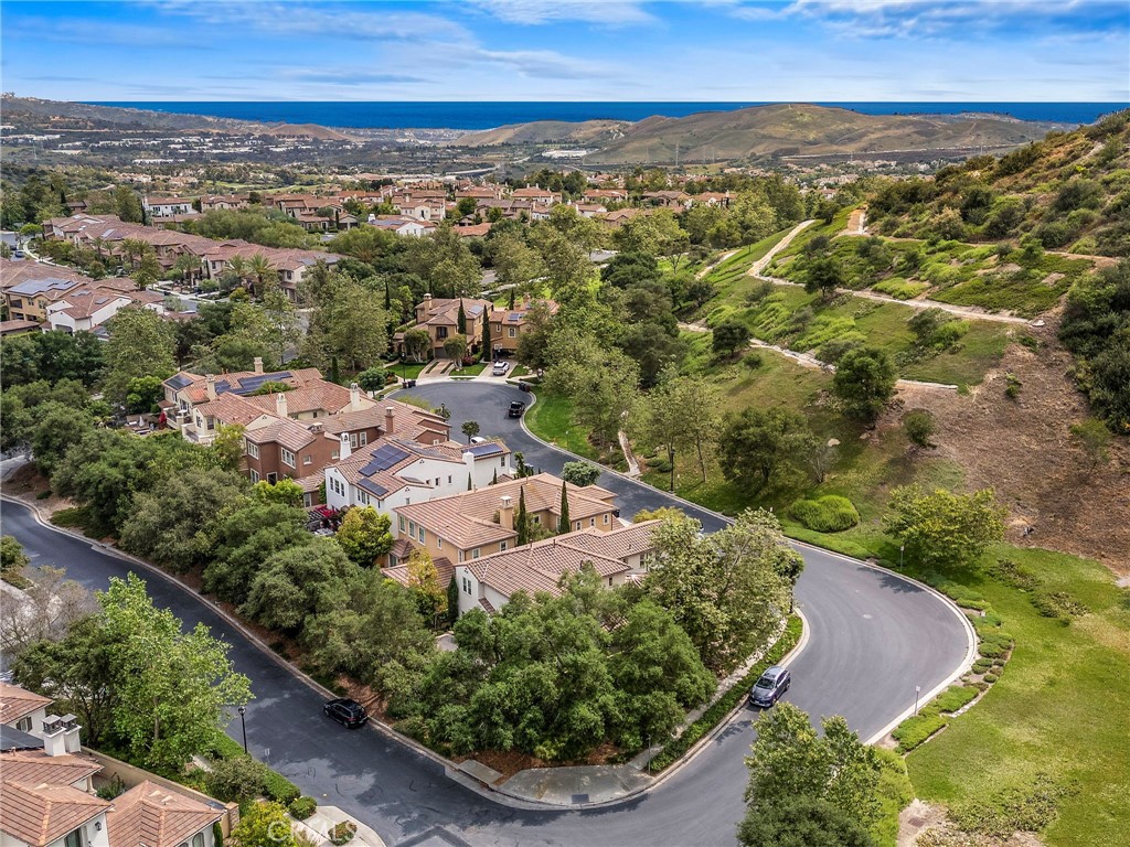 MLS #OC25123792 image #46