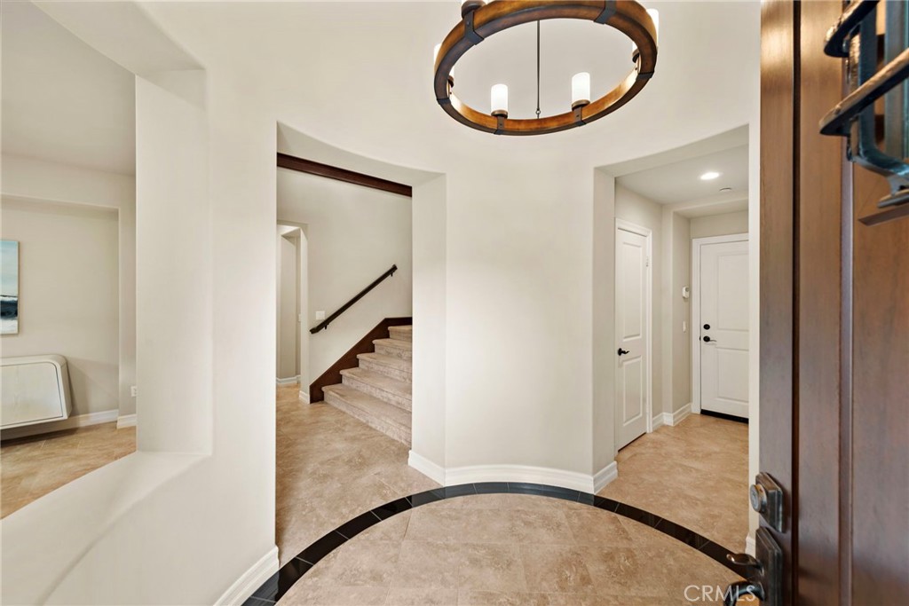 MLS #OC25123792 image #6