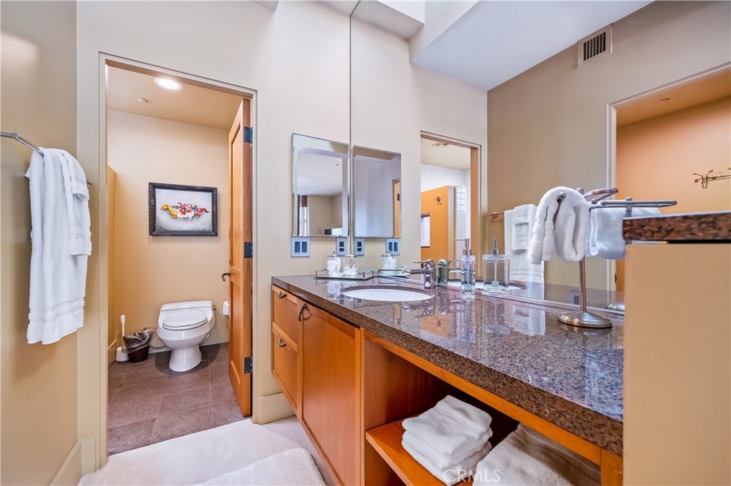 MLS #OC25123964 image #38