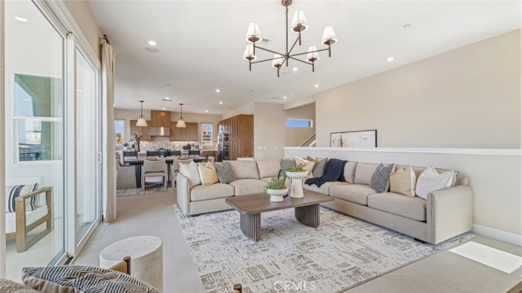 MLS #OC25124120 image #9