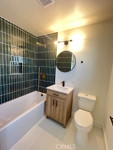 MLS #OC25124210 image #9