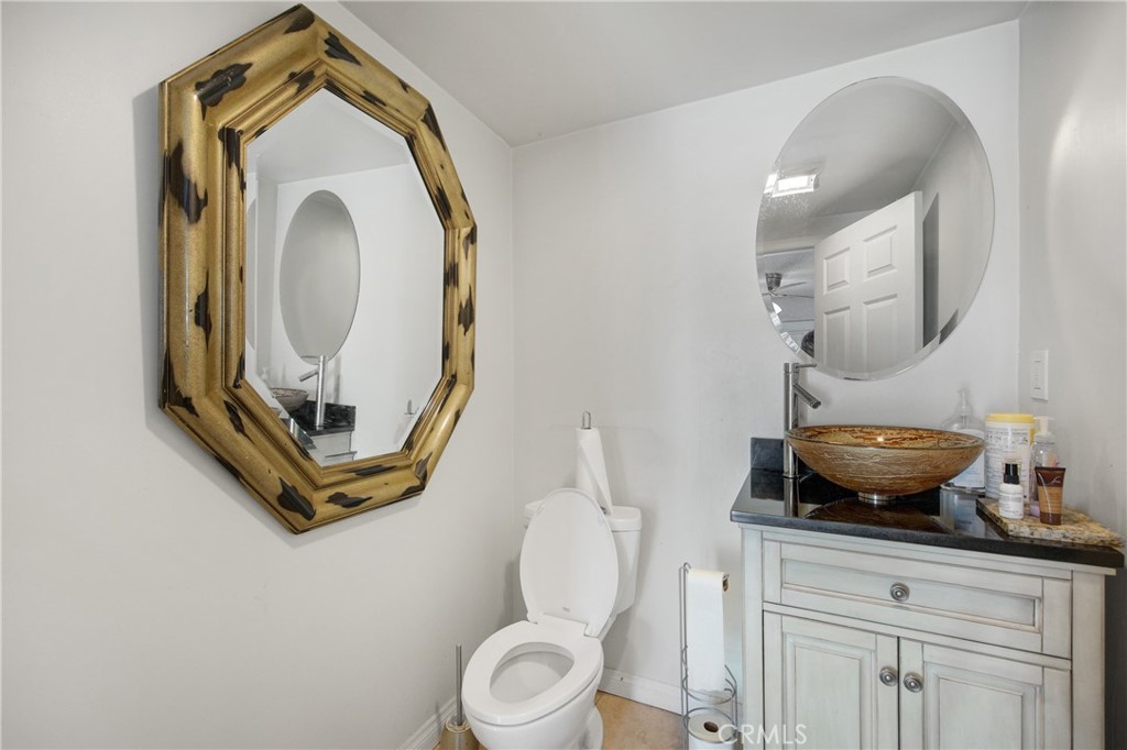 MLS #OC25124349 image #11