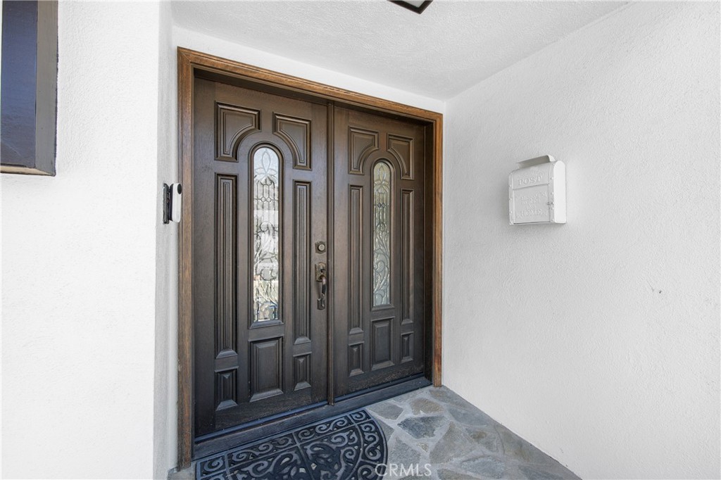 MLS #OC25124349 image #2