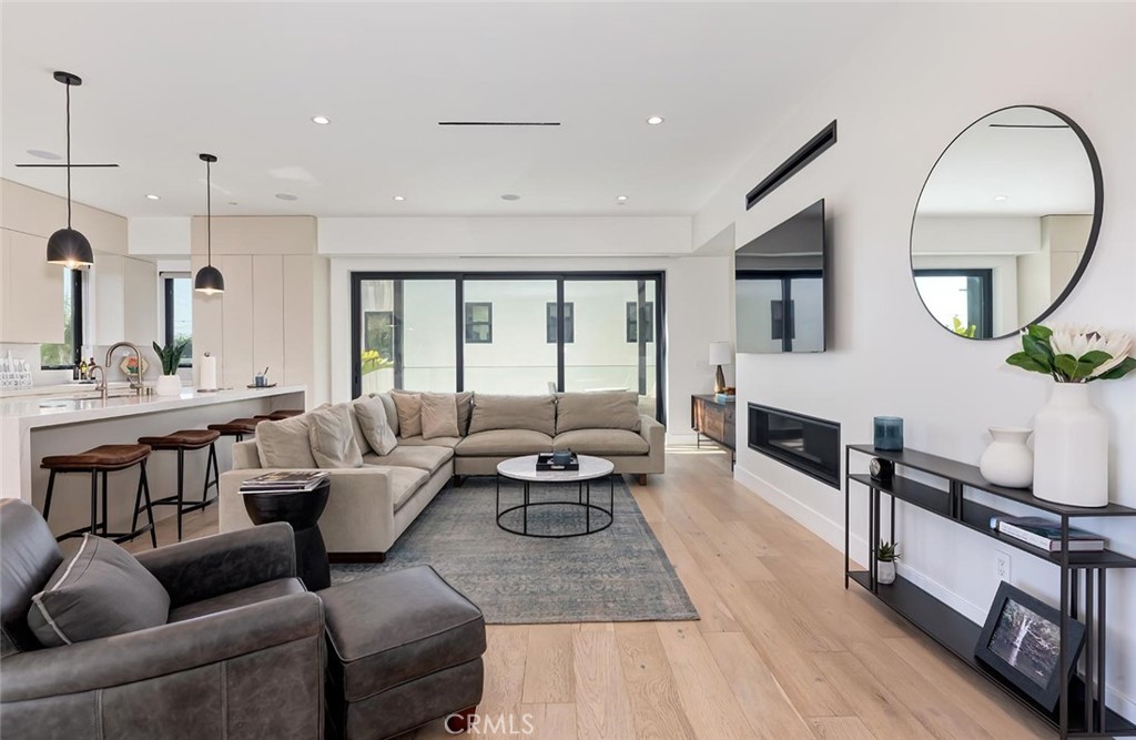 MLS #OC25124353 image #5