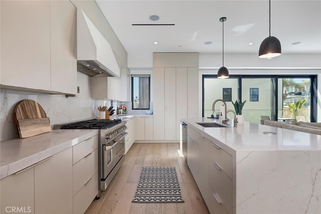 MLS #OC25124353 image #7