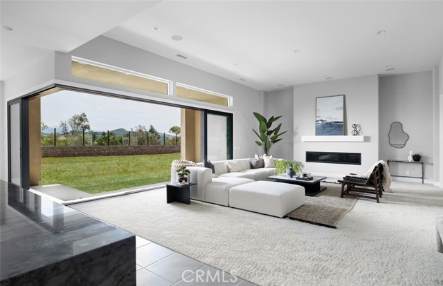 MLS #OC25124582 image #5