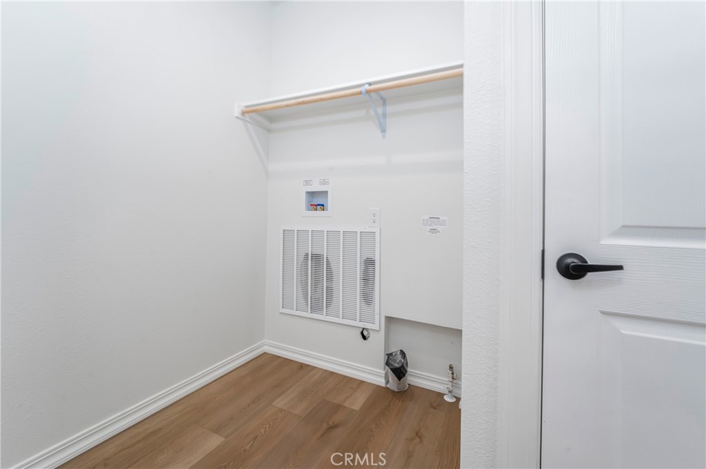 MLS #OC25124901 image #17