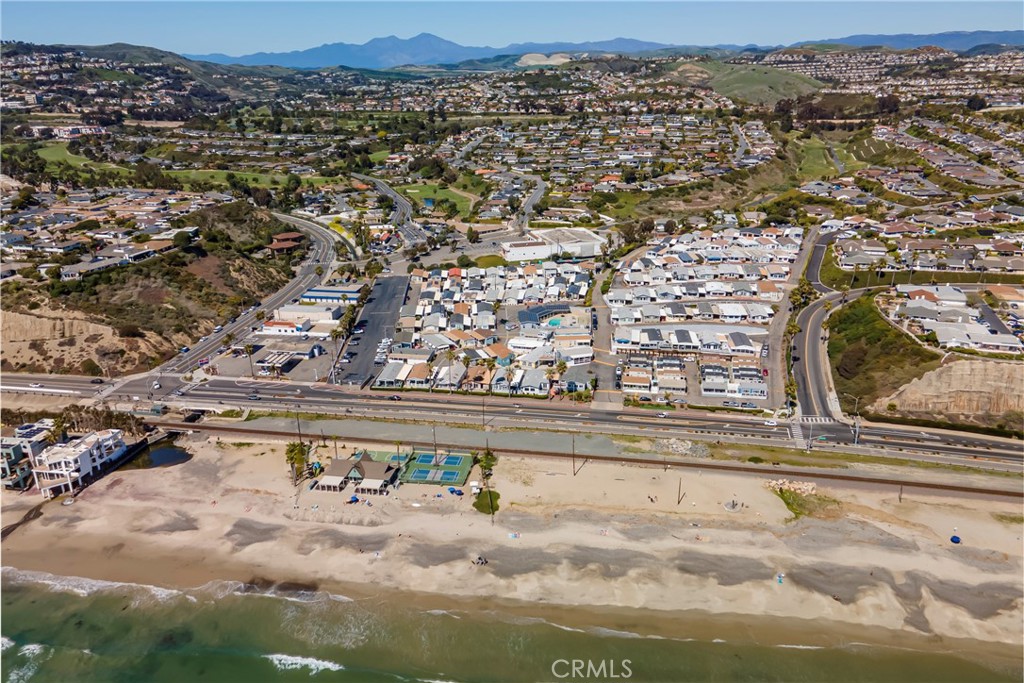 MLS #OC25124901 image #31