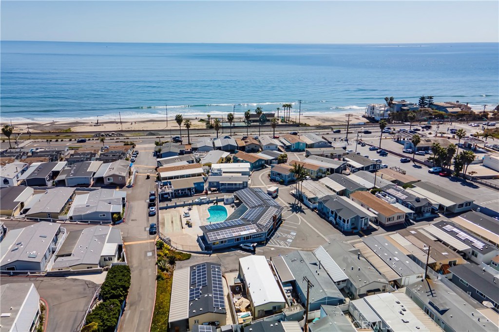 MLS #OC25124901 image #32