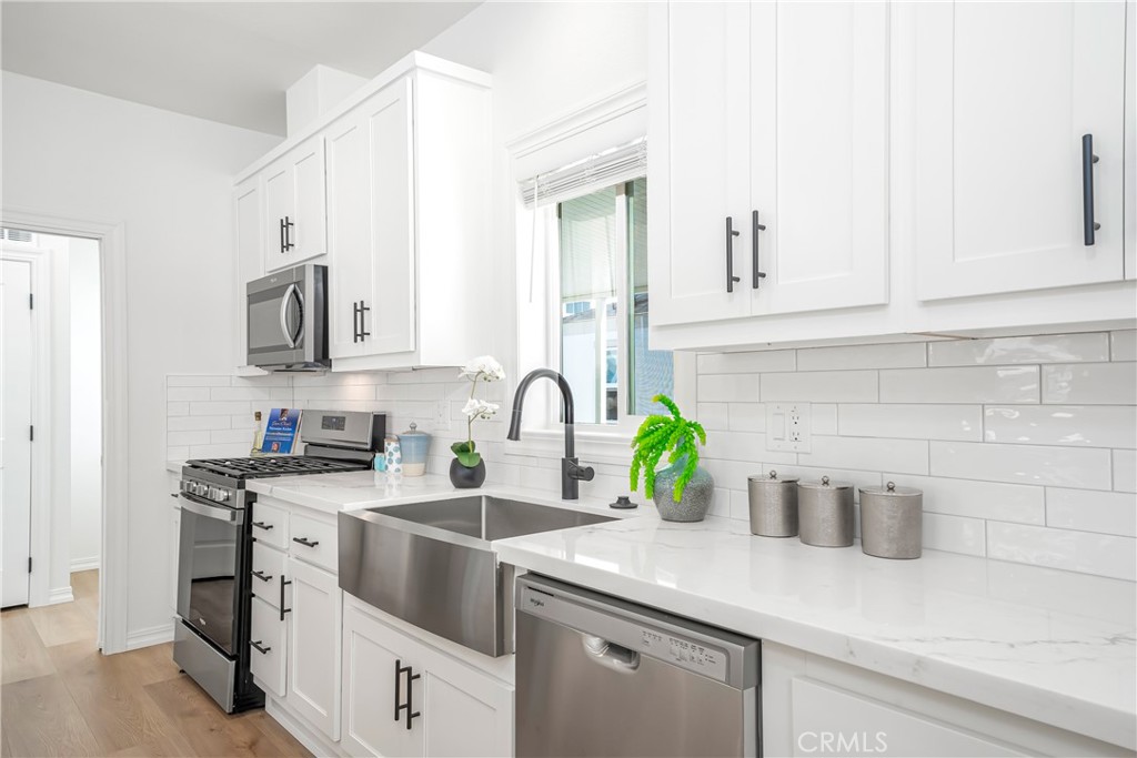 MLS #OC25124901 image #7