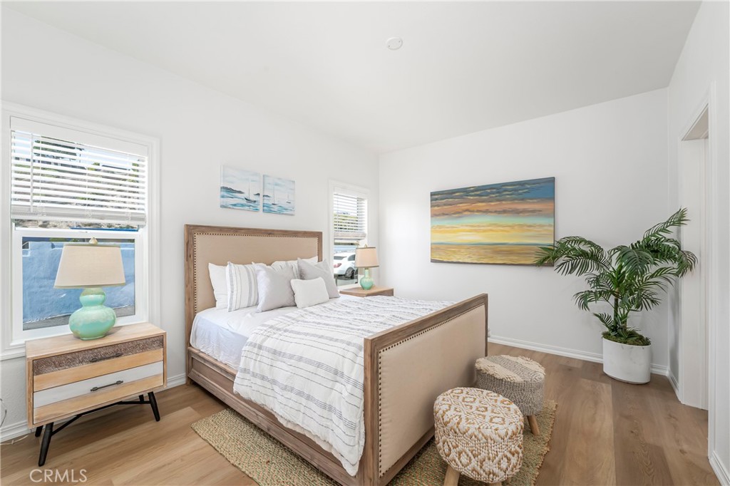 MLS #OC25124901 image #9