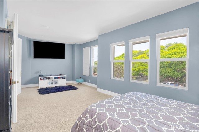 MLS #OC25125995 image #24