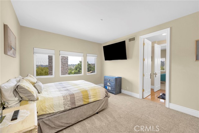 MLS #OC25125995 image #30