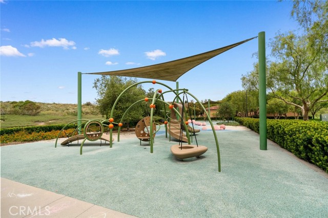 MLS #OC25126383 image #32