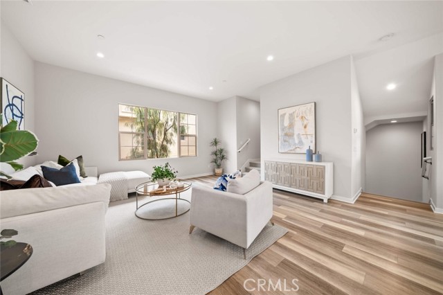 MLS #OC25126383 image #5