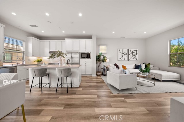 MLS #OC25126383 image #6