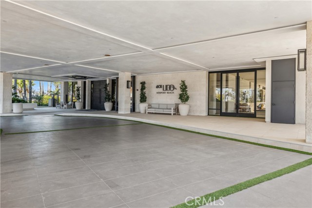 MLS #OC25126401 image #1