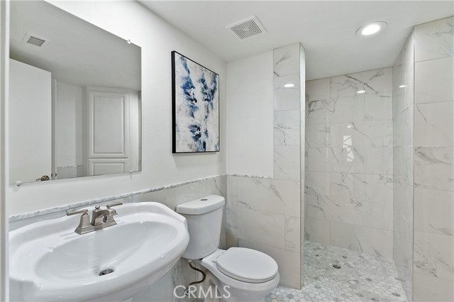 MLS #OC25127240 image #28