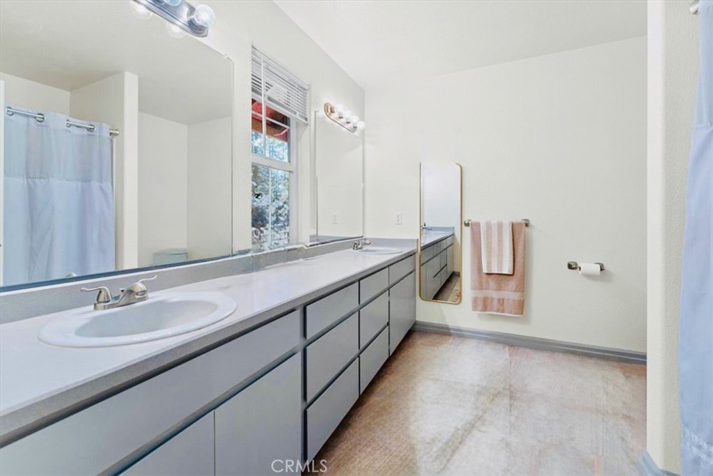 MLS #OC25127654 image #15