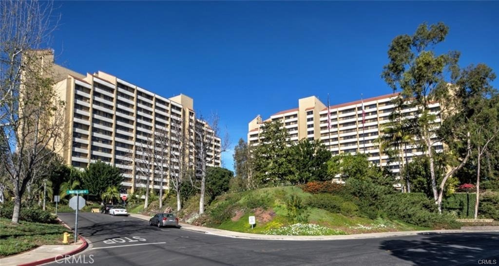 MLS #OC25127809 image #0