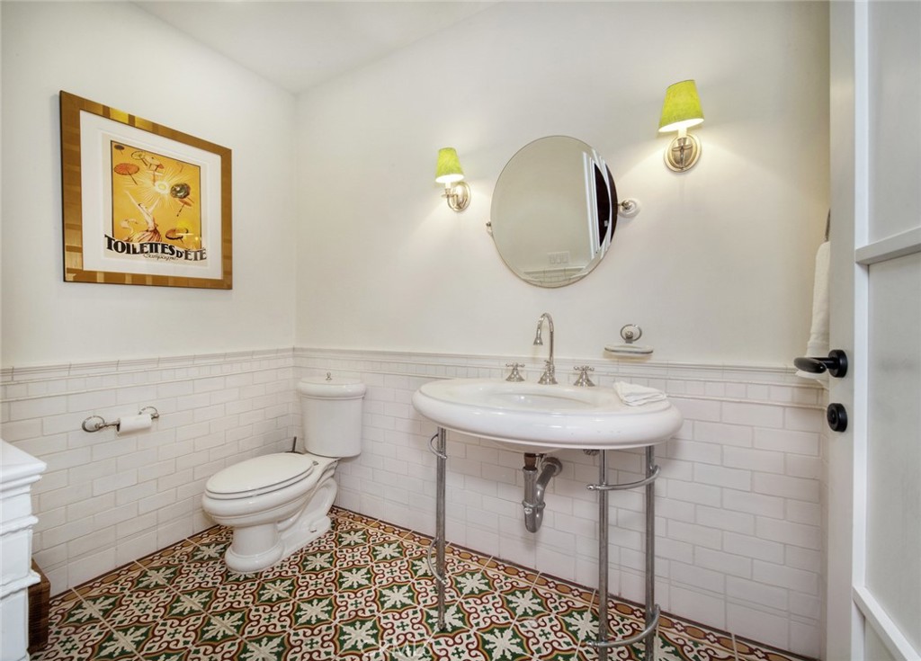 MLS #OC25128131 image #14