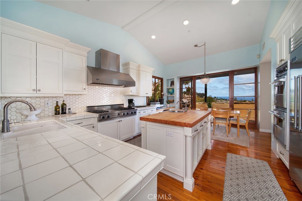 MLS #OC25128131 image #15