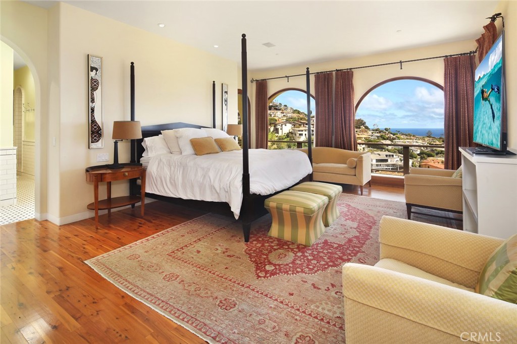 MLS #OC25128131 image #16