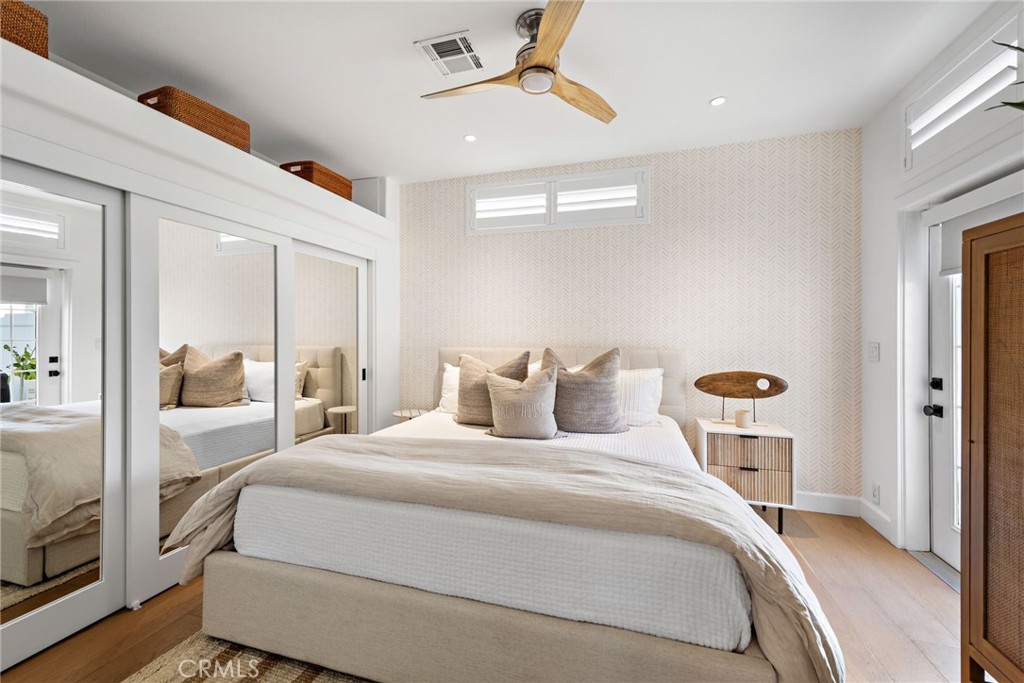 MLS #OC25128681 image #14