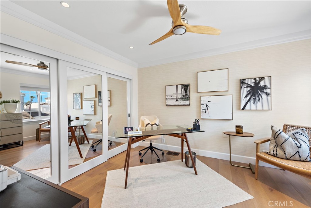 MLS #OC25128681 image #22