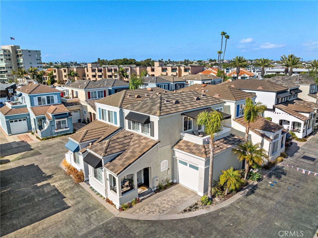 MLS #OC25128681 image #27