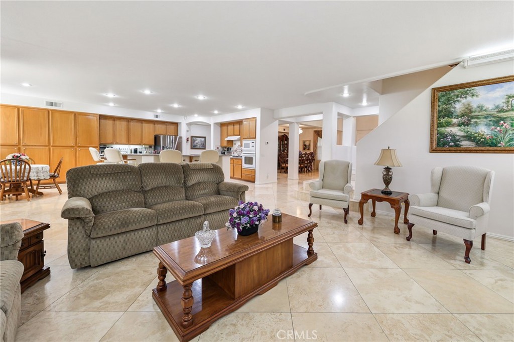 MLS #OC25128931 image #16