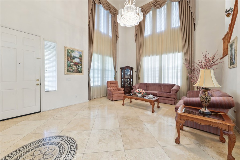 MLS #OC25128931 image #7