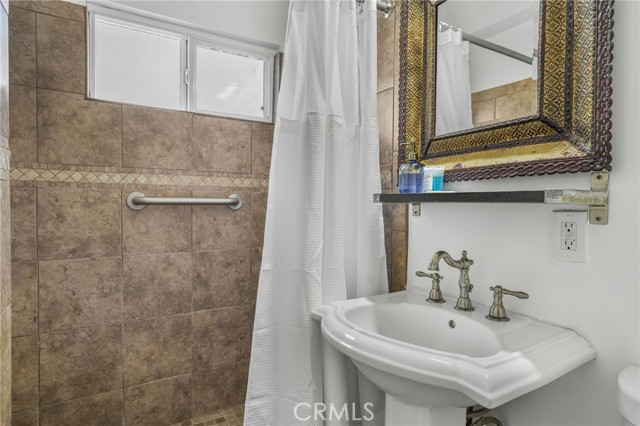 MLS #OC25129127 image #13