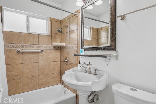 MLS #OC25129127 image #25