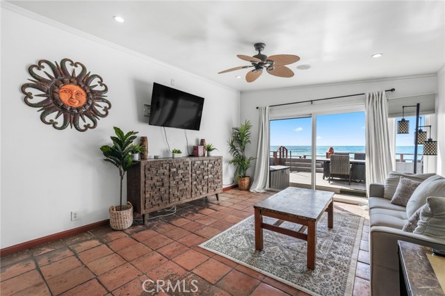 MLS #OC25129127 image #5