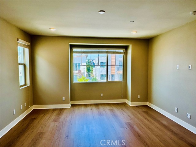 MLS #OC25130590 image #13