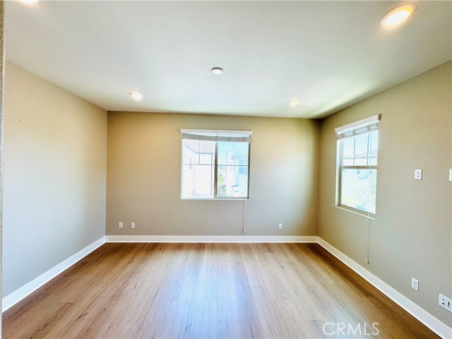 MLS #OC25130590 image #19