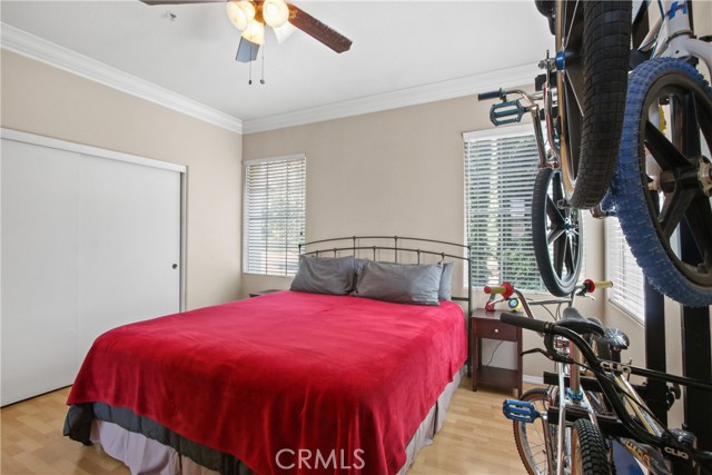 MLS #OC25130593 image #8