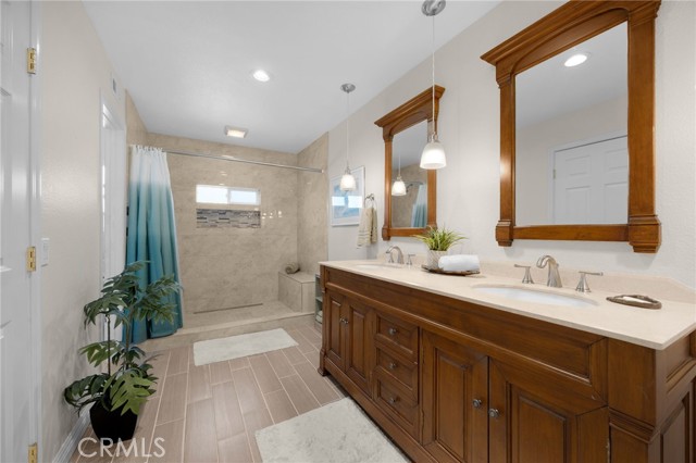 MLS #OC25131318 image #26