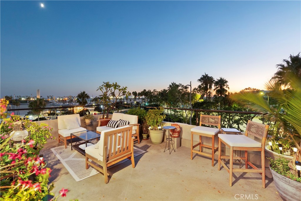 MLS #OC25132169 image #24