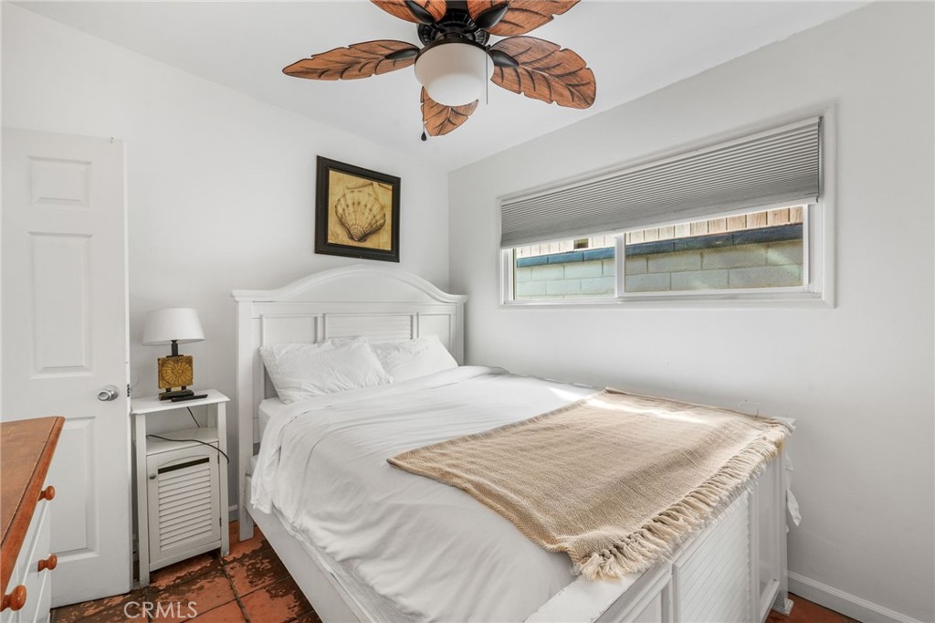 MLS #OC25132229 image #9