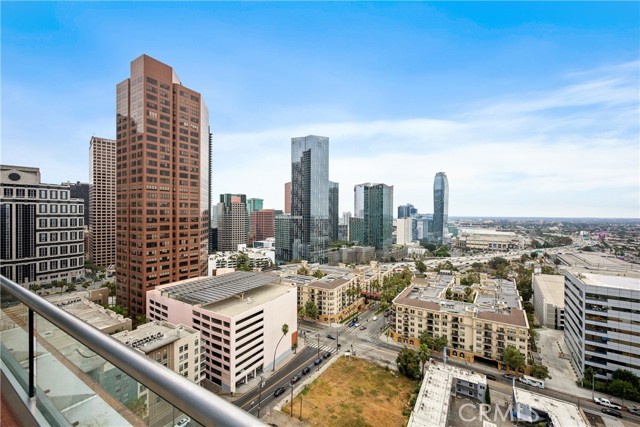 MLS #OC25132787 image #41