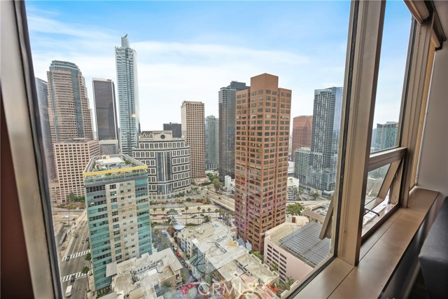 MLS #OC25132787 image #5