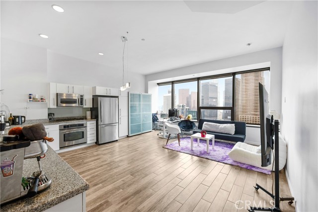 MLS #OC25132787 image #8