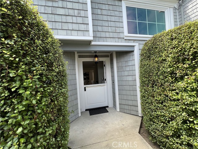 MLS #OC25132831 img 3