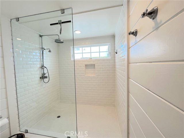 MLS #OC25132831 img 35