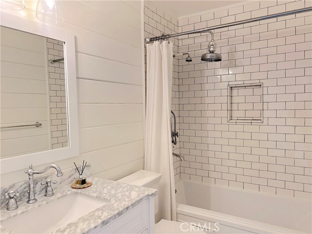 MLS #OC25132831 img 42