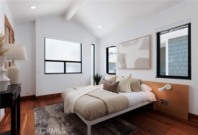 MLS #OC25133061 image #28