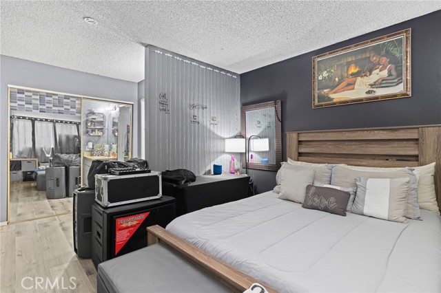 MLS #OC25133468 image #6